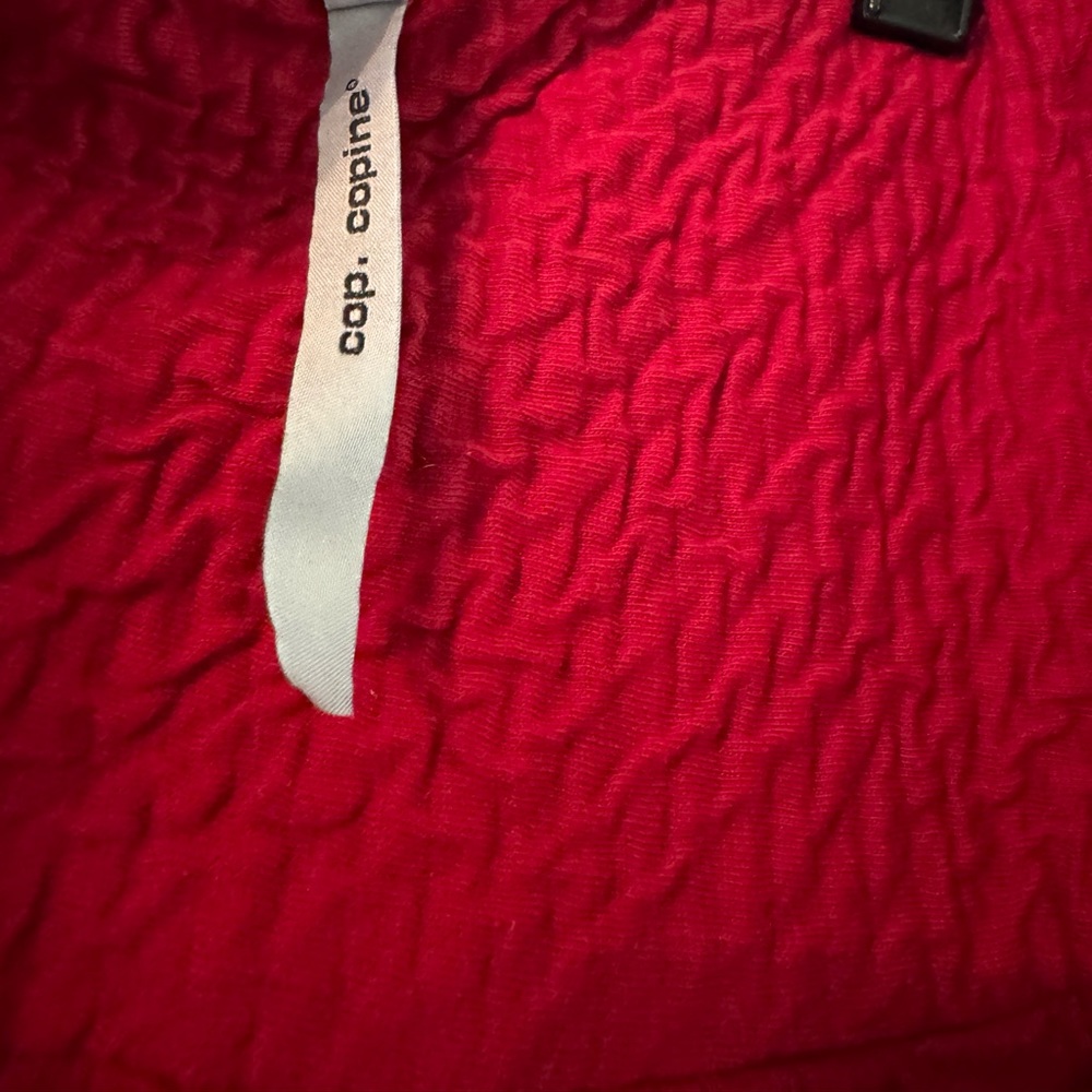 Red pleated skirt from Cop copine